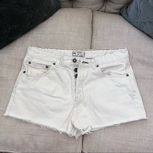 FREE PEOPLE high waisted denim button fly cut off shorts (size 31 off white)